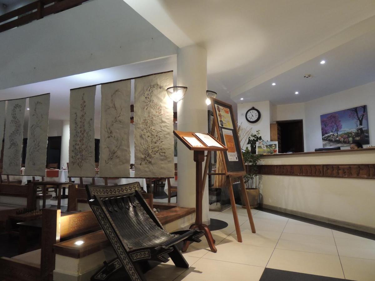 Plumeria Hotel Анцирабе Экстерьер фото